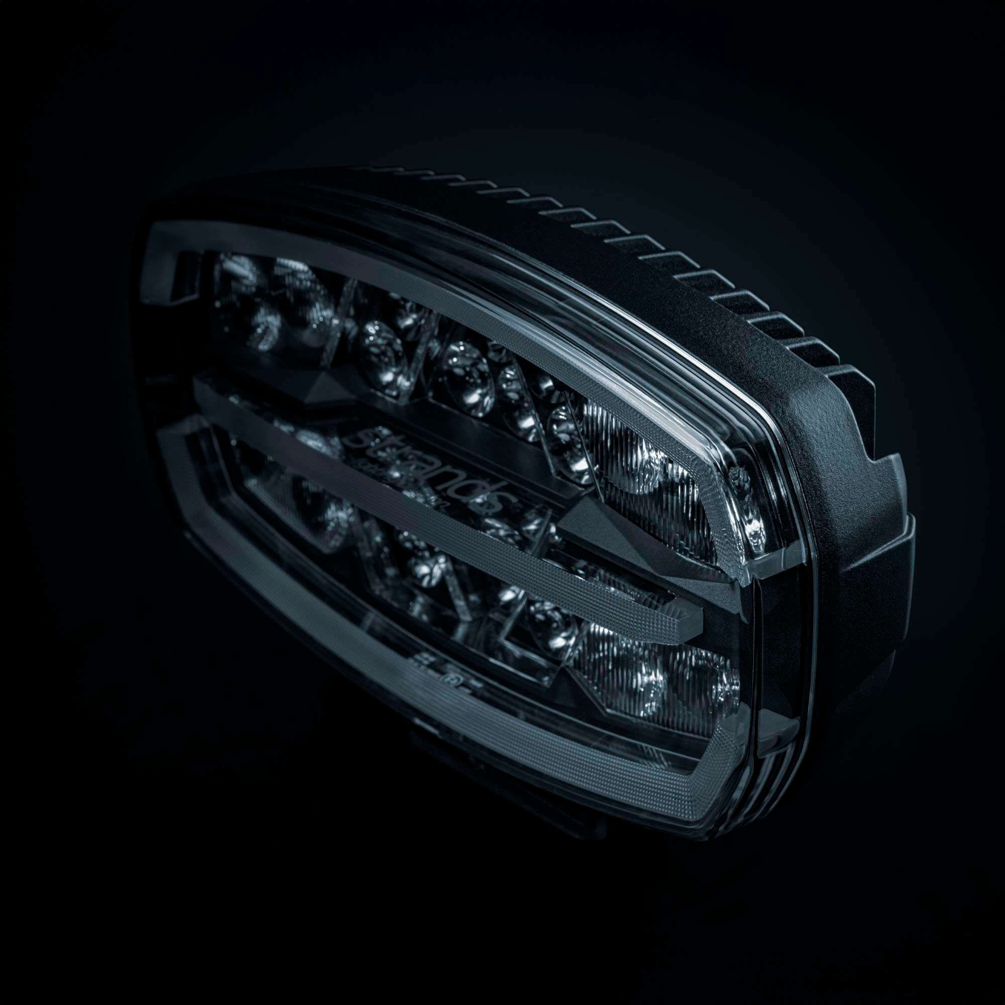 Strands FIREFLY ONE DRIVING LIGHT OVAL