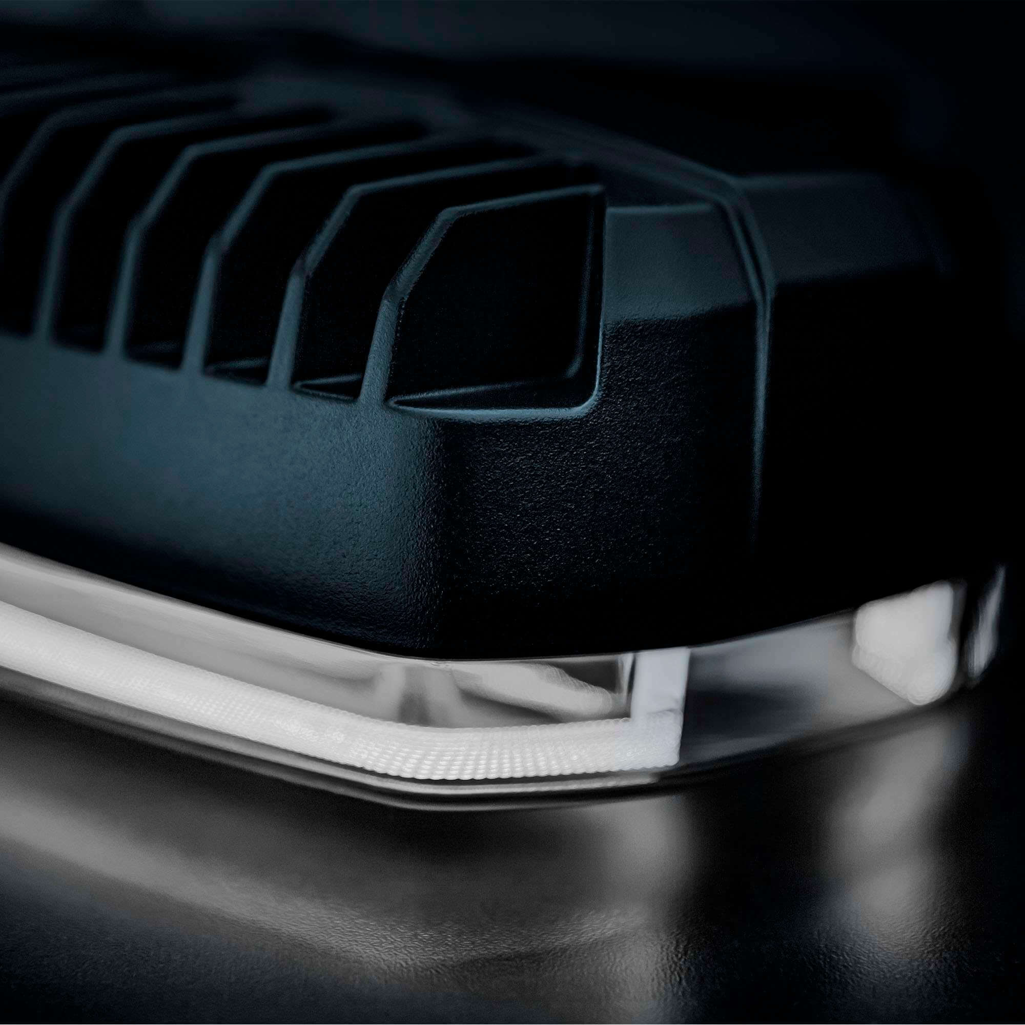 Strands FIREFLY ONE DRIVING LIGHT OVAL