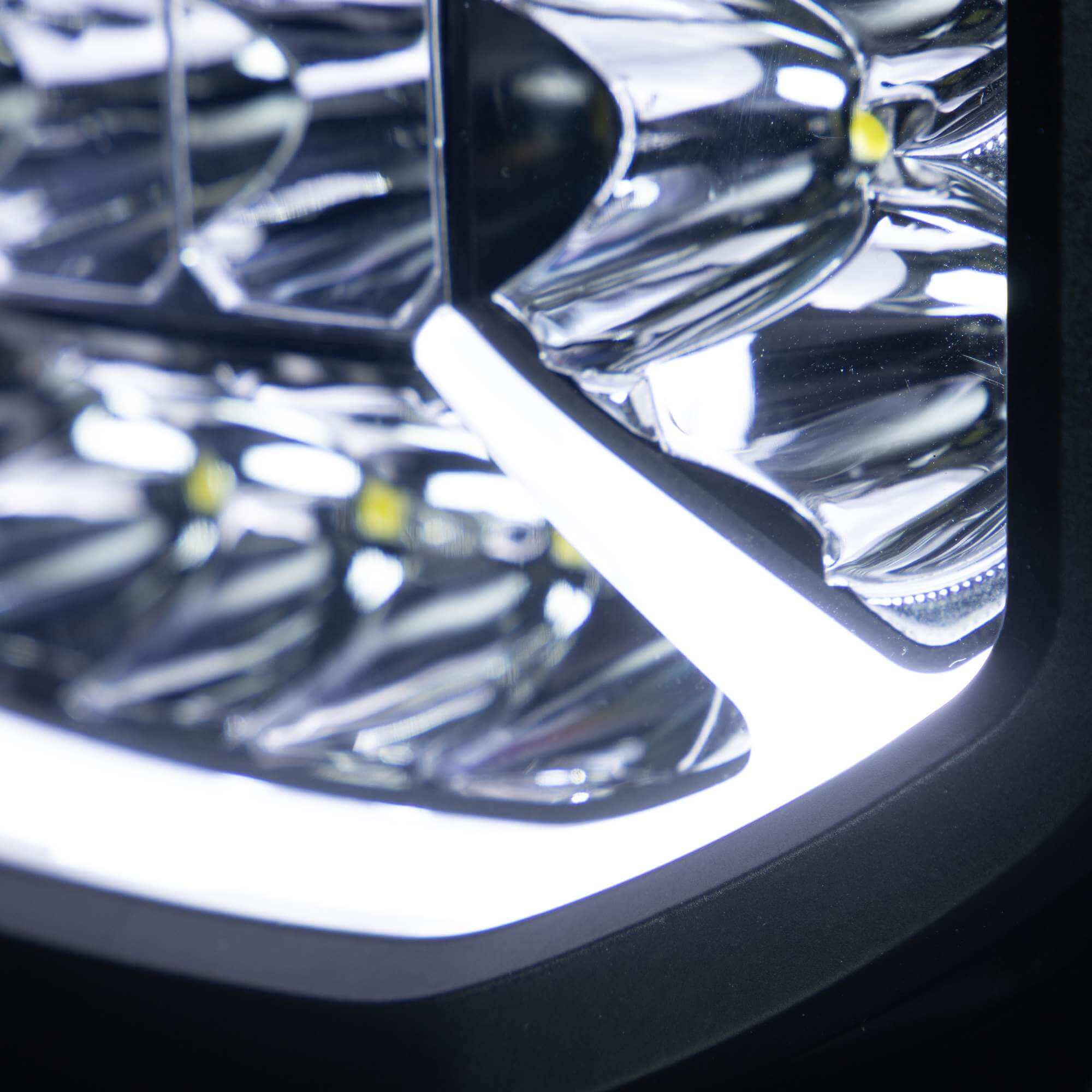 Strands SIBERIA X DRIVING LIGHT 9″