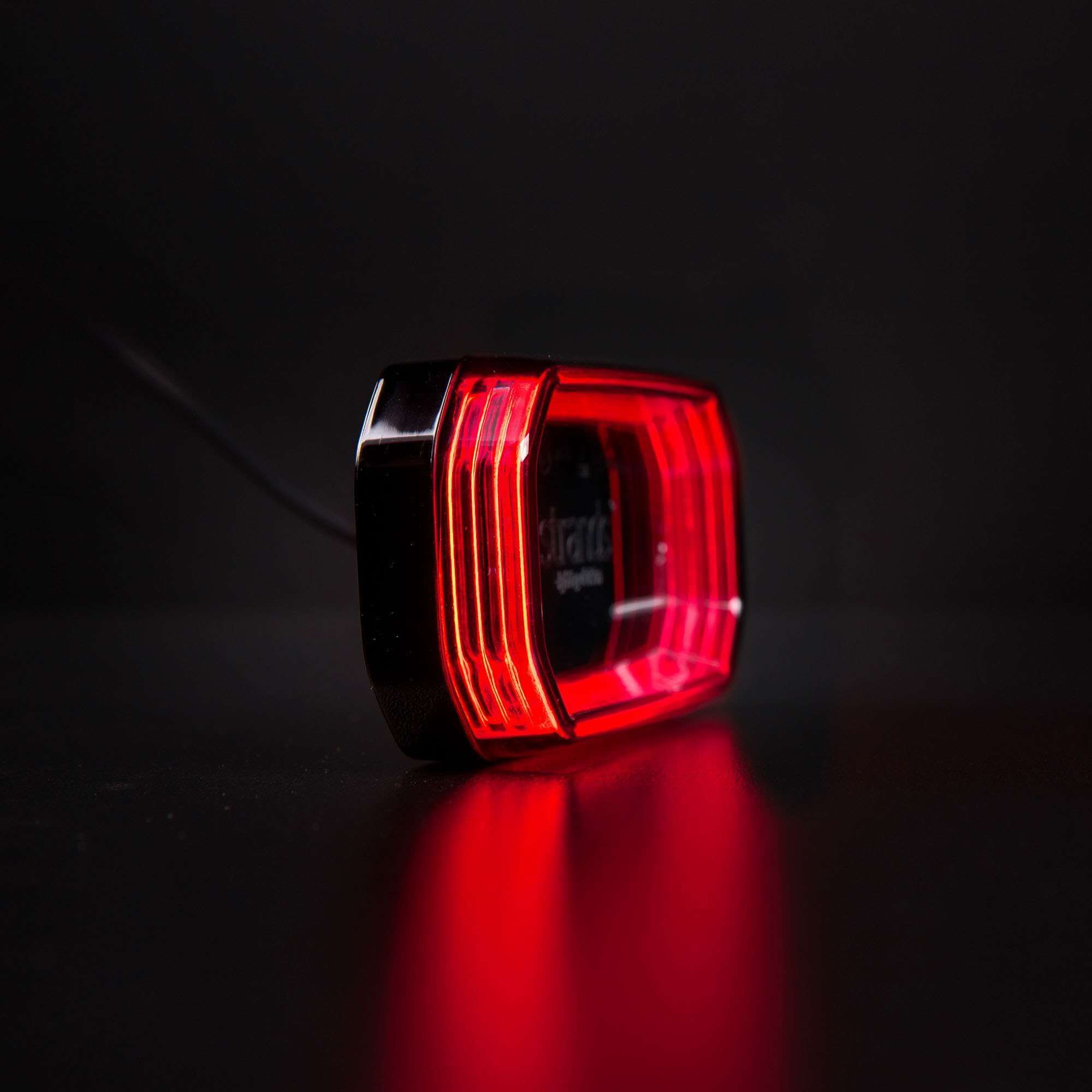 Strands FOR9T Scale Rear Position Light