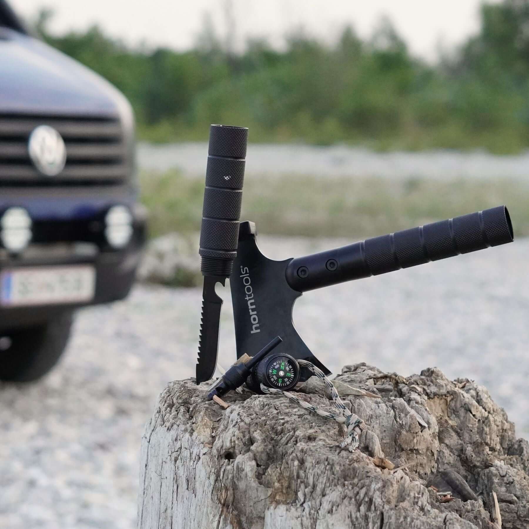 Outdoor Axt Survivor