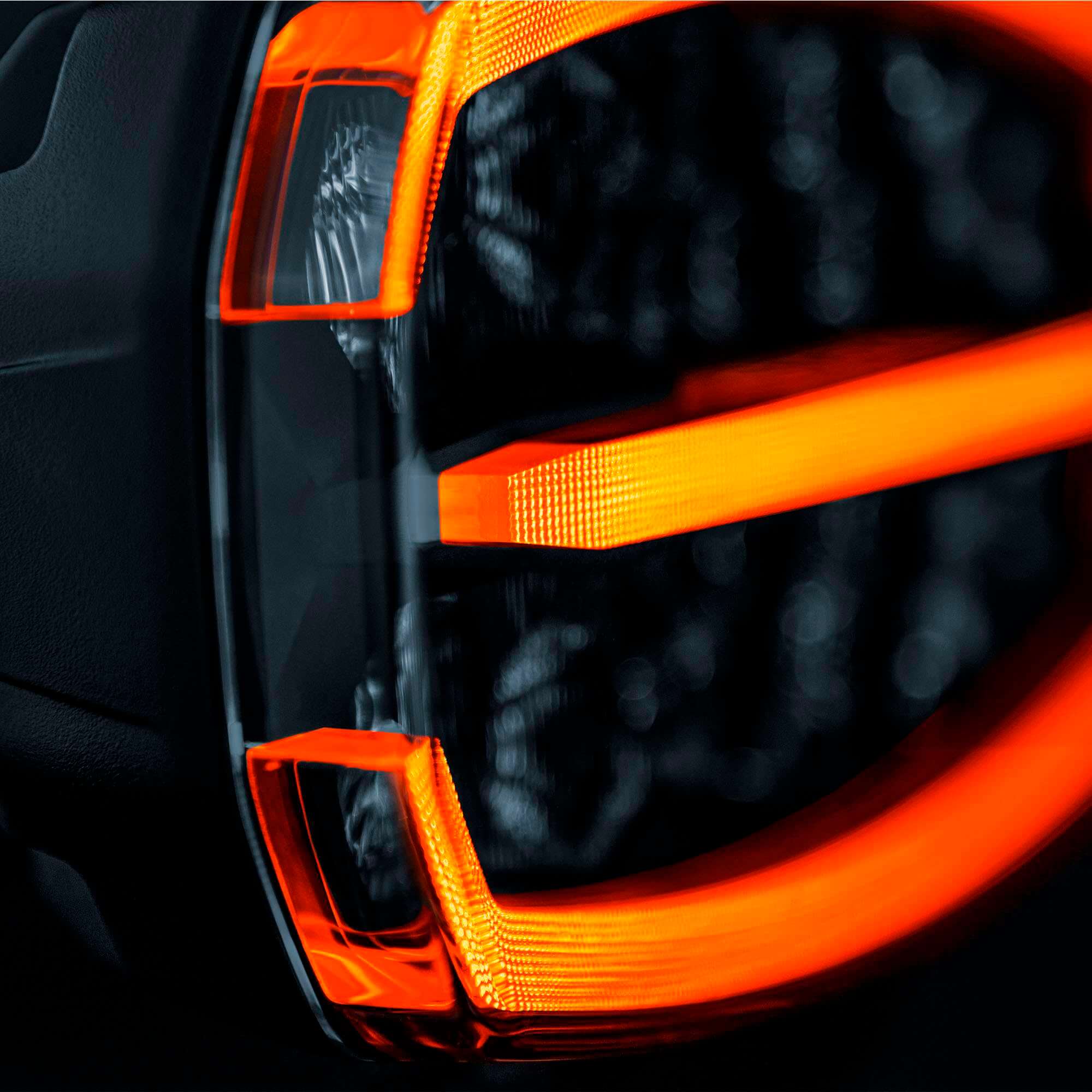 Strands FIREFLY ONE DRIVING LIGHT OVAL