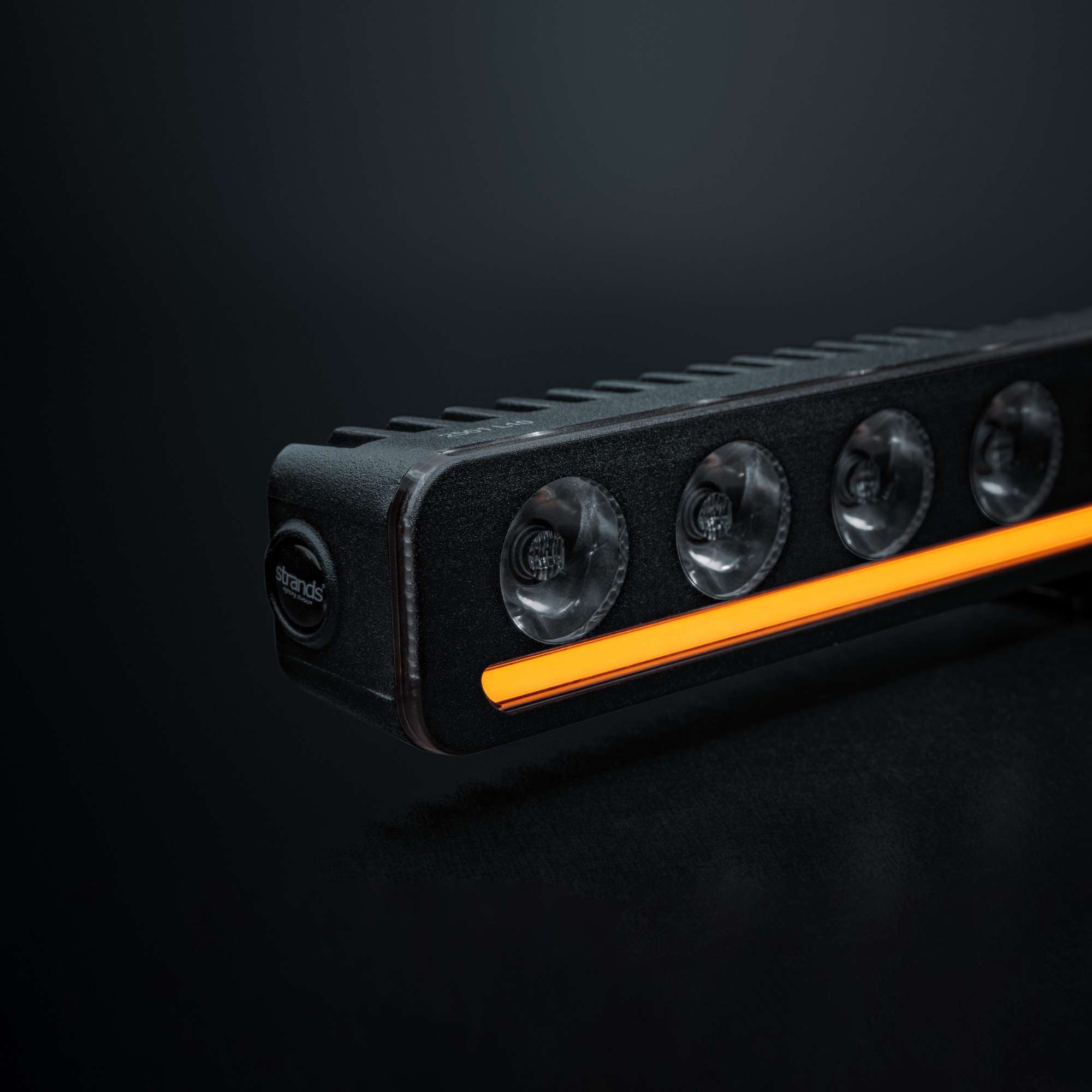 Strands NUUK D-LINE LED-BALK 30″